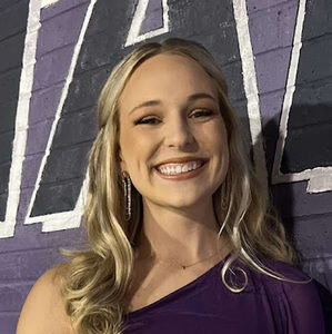 Meet your Posher, Ella